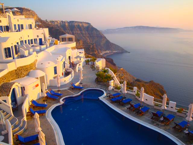 Best Santorini Hotels | Luxury Santorini Hotels | luxury hotels in Santorini | Santorini hotels | best hotels in Santorini Greece | Jetset Select