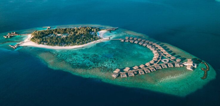 Luxury hotels and luxury resorts in The Maldives | Overwater villas, private islands, boutique hotels. beach ocean travel | Jetset Select