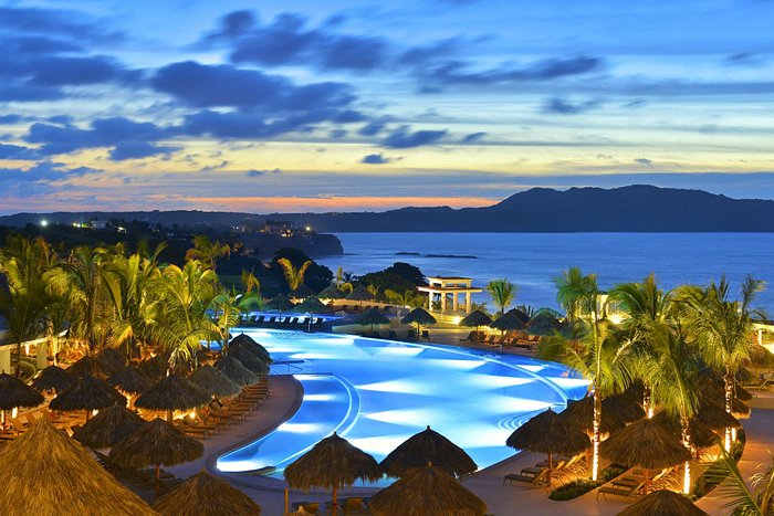 Iberostar Playa Mita is an all-inclusive resort with modern oceanview rooms, beachfront pools, all-inclusive amenities, and access to Nayarit Beach in Riviera Nayarit.