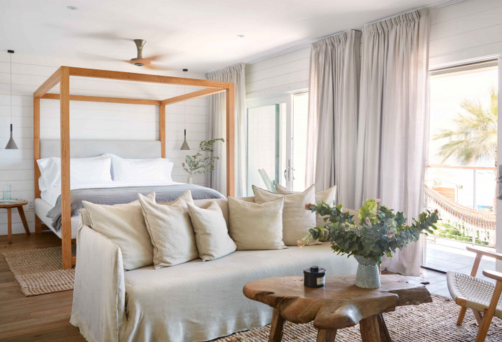 The Surfrider Malibu is an LA boutique hotel with a rooftop restaurant at The Surfrider Malibu featuring coastline views and contemporary coastal luxury.